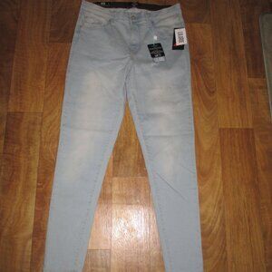 NWT LuLaRoe Skinny Fit light Denim  30